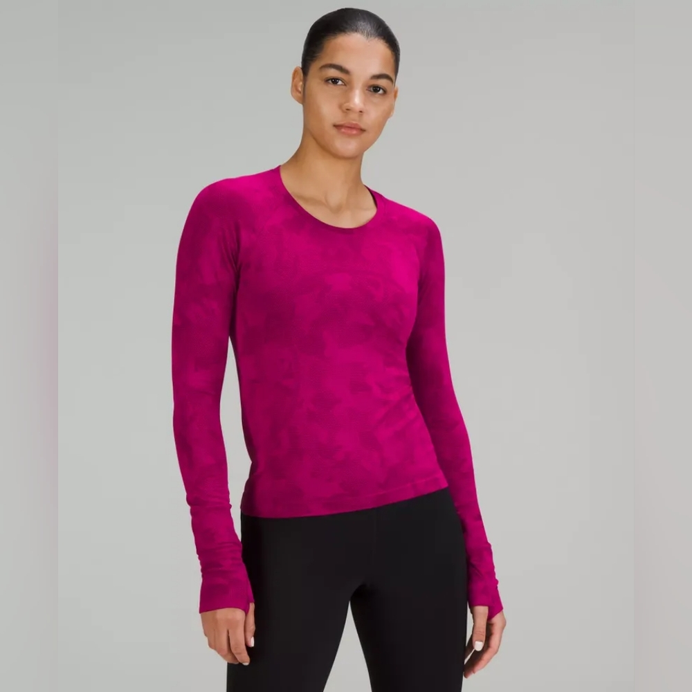 NWT Lululemon New Year Swiftly Tech Long Sleeve Shirt 2.0 Race Length Rabbit 4